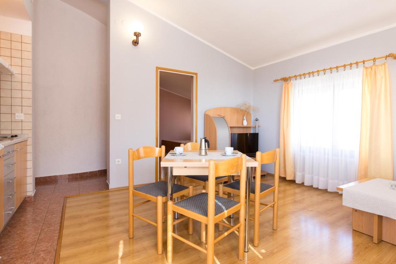 Villa Paradiso プナト エクステリア 写真